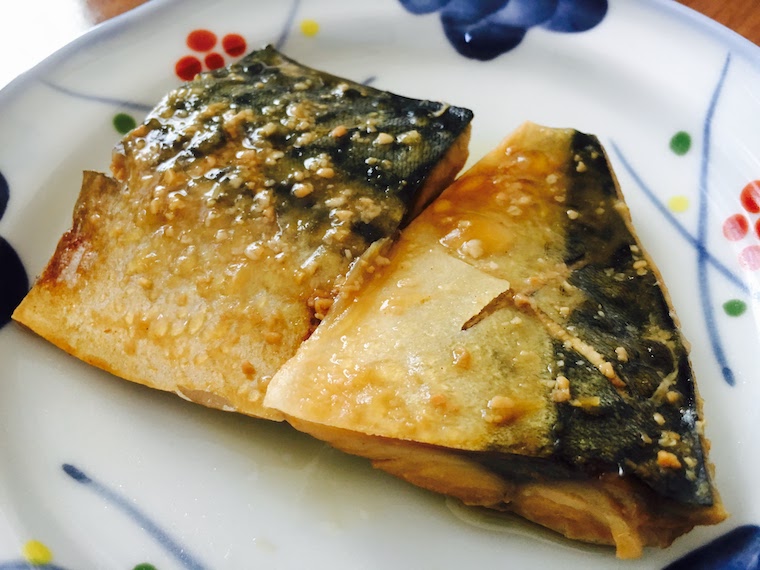 Mackerel simmered in Miso and sesame seeds on top